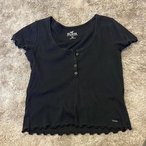 Black crop top w/ lettuce trim